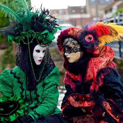 Location Costumes Carnaval de Venise pour vos événements à Lille et Paris -  Décorations Venise